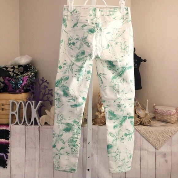 Lucky Brand sz 00/24 Lolita Low Rise Crop NWT - Picture 4 of 11